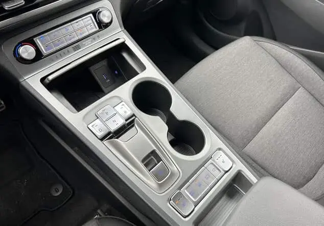 Angebotsdetails Hyundai KONA ELEKTRO FACELIFT 64kWh 484km-Reichweite TREND NAV-P teal blue