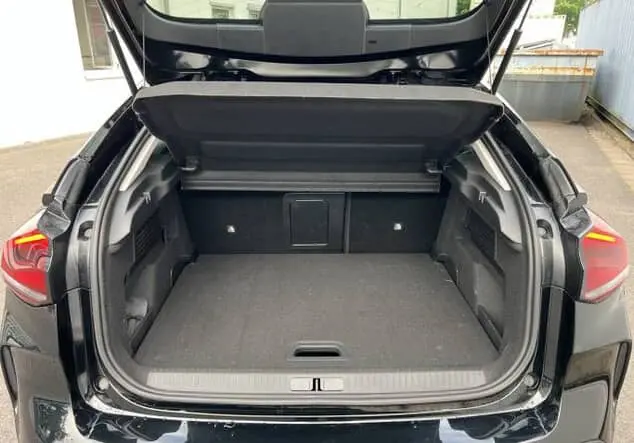 Angebotsdetails Citroen eC4 136 Shine Perla-Nera-Schwarz