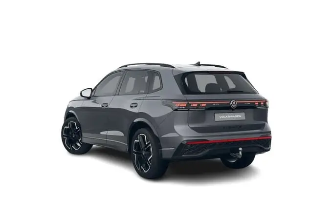 Angebotsdetails Volkswagen Tiguan Volkswagen Tiguan R-Line 1.5 TSI 110 kW (150 PS) 7-Gang-DSG Delfingrau Metallic