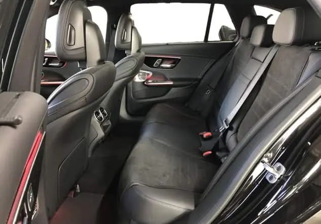Angebotsdetails Mercedes-Benz C-Klasse 300 4MATIC T-Modell Schwarzlack obsidianschwarz
