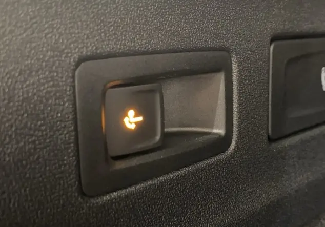 Angebotsdetails Volkswagen ID.7 Tourer 4Motion GTX KLIMA NAVI ALU Schwarz (Grenadillschwarz Metallic)