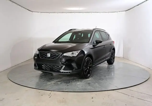Angebotsdetails Seat Arona Seat Arona FR Black Edition 1.5 TSI 110 kW (150 PS) 7-Gang-DSG Midnight Schwarz Metallic