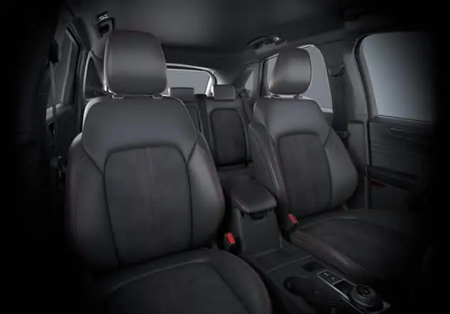 Angebotsdetails Ford Kuga ST-Line X, LED-Scheinwerfer,Head-up Display,Winter-Paket verschiedene Farben verfügbar( nicht wählbar)