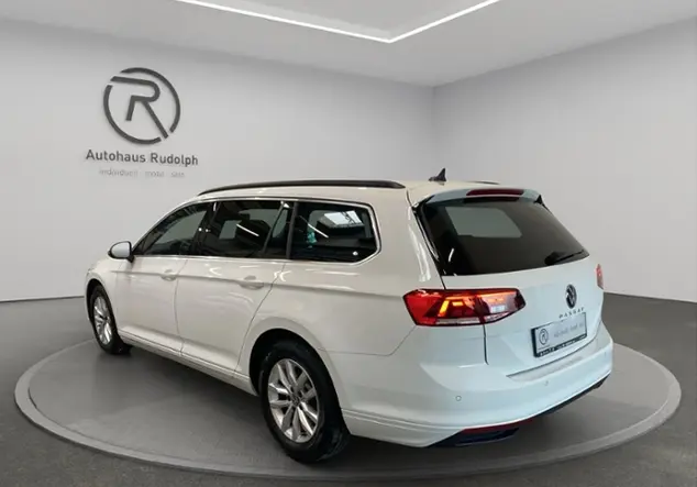 Angebotsdetails Volkswagen Passat Variant 2.0 TDI Business / WeiÃ (Pure White)