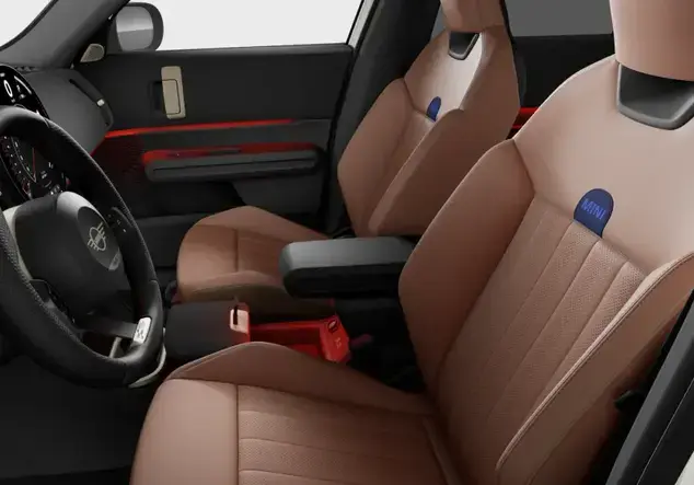 Angebotsdetails MINI Countryman JCW ALL4 John Cooper Works Trim Nanuq White metallic