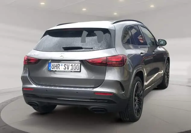 Angebotsdetails Mercedes-Benz GLA 200 ++sofort verfügbar++ Metalliclack mountaingrau