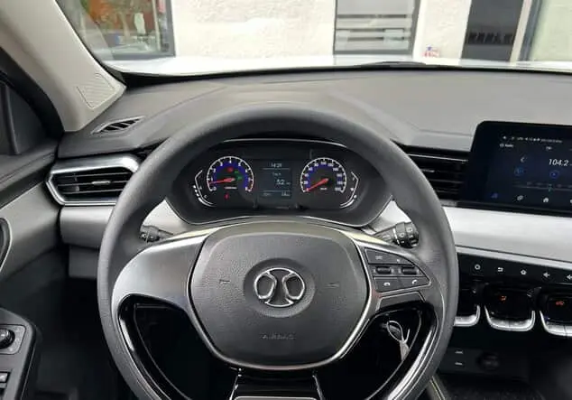 Angebotsdetails BAIC X35 FASHION 1.5T 6MT 2WD PDC+KLIMA+BT Weiß