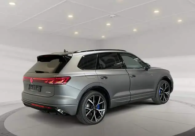 Angebotsdetails Volkswagen Touareg eHybrid 3.0 TSI 4motion ++sofort verfügbar++ Siliziumgrau matt
