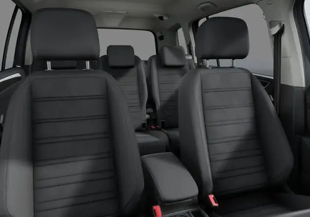 Angebotsdetails Volkswagen Touran Volkswagen Touran Highline R-Line 1.5 TSI 110 kW (150 PS) 7-Gang-DSG Grenadillschwarz Metallic