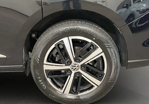 Angebotsdetails Volkswagen Caddy 2.0 TDI Style KR / Schwarz (Deep Black Perleffekt)