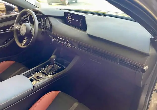 Angebotsdetails Mazda 3 3 140PS AUTO NAGISA*BOSE*TEILLEDER zircon sand