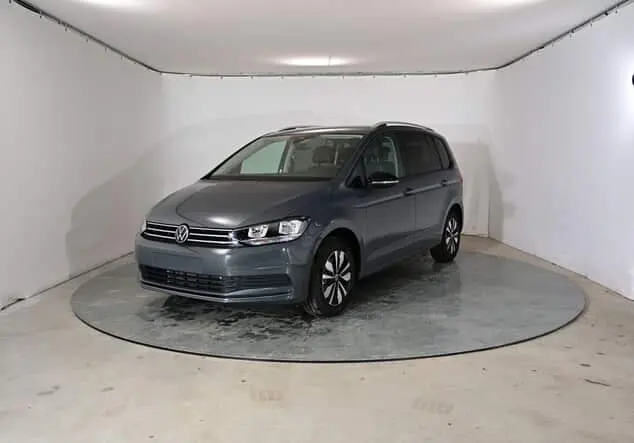 Angebotsdetails Volkswagen Touran Volkswagen Touran GOAL 1.5 TSI 110 kW (150 PS) 7-Gang-DSG Delfingrau Metallic