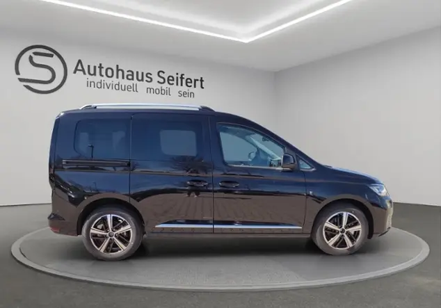 Angebotsdetails Volkswagen Caddy Style 2.0 TDI 90 kW Schwarz (Deep Black Perleffekt)