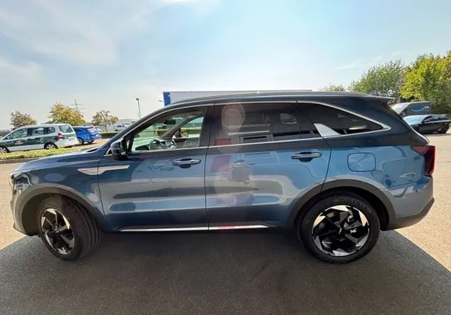 Angebotsdetails Kia Sorento SPIRIT 4WD HEV Blau ((M4B) MINERAL BLUE)
