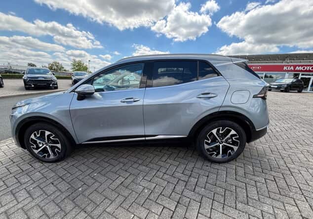 Angebotsdetails Kia Sportage 1.6 T-GDI Hybrid Spirit Auto 4WD DRIVE Silber (Lunarsilber Metallic)