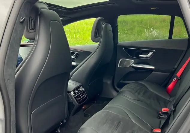 Angebotsdetails Mercedes-Benz EQE 43 4MATIC Alpingrau