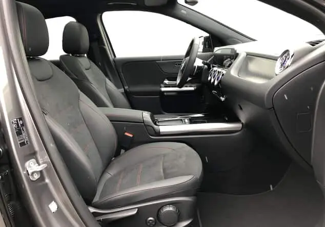 Angebotsdetails Mercedes-Benz GLA 180 AMG-Line ++sofort verfügbar++ Grau-lack mountaingrau