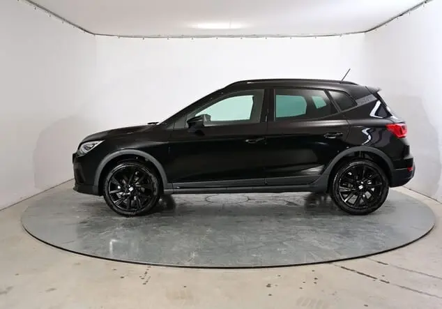 Angebotsdetails Seat Arona Seat Arona FR Black Edition 1.5 TSI 110 kW (150 PS) 7-Gang-DSG Midnight Schwarz Metallic
