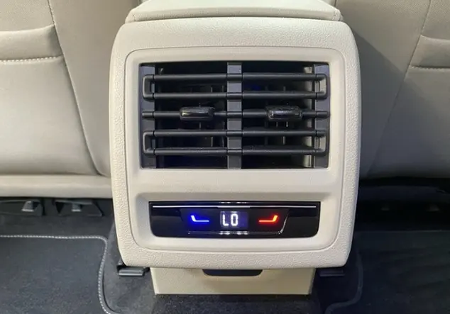 Angebotsdetails Volkswagen Golf VIII 1.5 TSI Style +NAVI+MEMORYSITZ Grau (Delfingrau Metallic)
