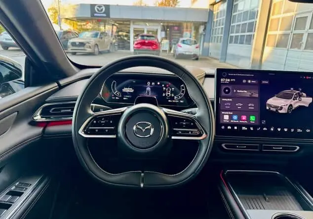 Angebotsdetails Mazda 6E 6e 258PS TAKUMI*LEDER-S*PANO MELTING COPPER M