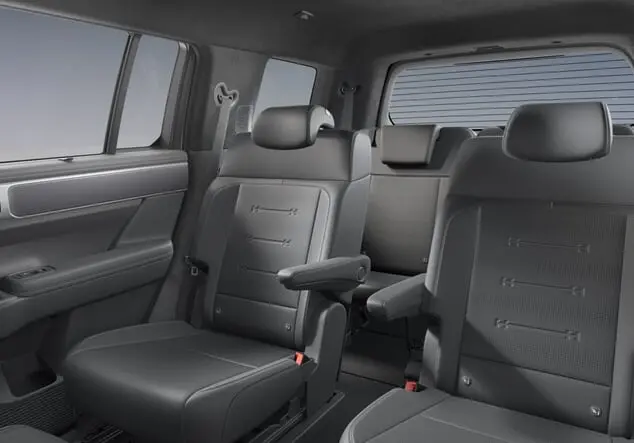 Angebotsdetails Hyundai Santa Fe 1.6 T-GDI Hybrid Blackline 2WD Auto 6Sit Ecotronic Grey Matt