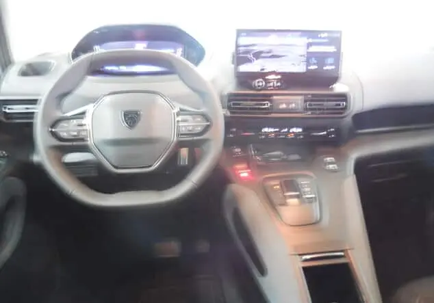 Angebotsdetails Peugeot Rifter N1 L2 Allure BlueHDI 130 EAT8 Artensesilber