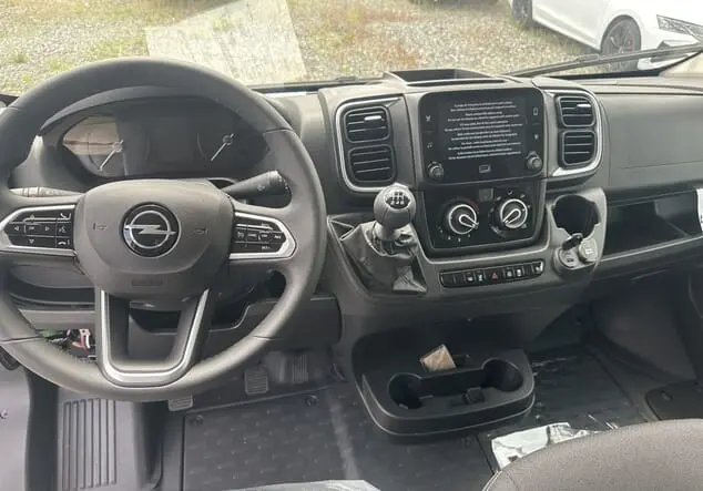 Angebotsdetails Opel Movano Opel Movano Cargo Kastenwagen verblecht L3H2 3.5t 2.2 BlueHDi 140 103 kW (140 PS) 6-Gang Cassablanca Weiß