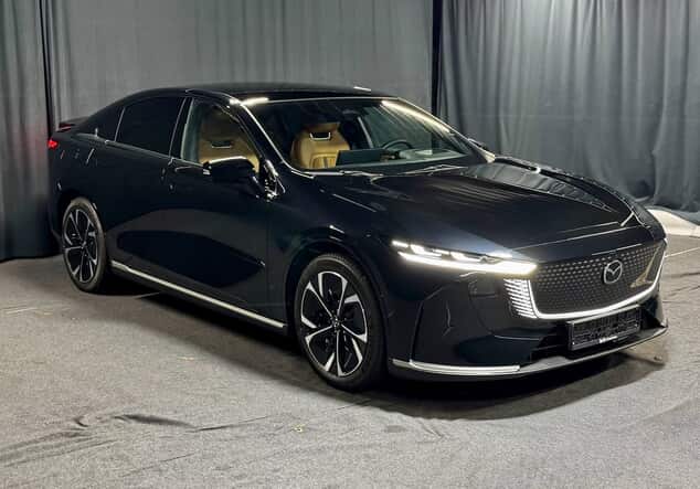 Angebotsdetails Mazda 6E 6e 258PS TAKUMI PLUS*SONY*PANO Jet Black