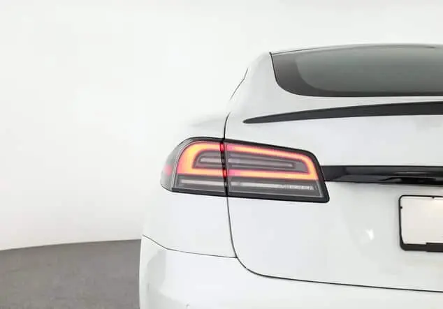 Angebotsdetails Tesla Model S Plaid FSD Yoke STHZ 21