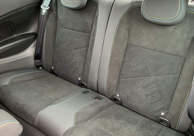 Angebotsdetails Abarth 500e Scorpione Blau