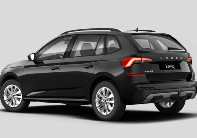 Angebotsdetails Skoda Kamiq Skoda Kamiq Selection 1.0 TSI 85 kW (116 PS) 7-Gang-DSG Black-Magic Perleffekt
