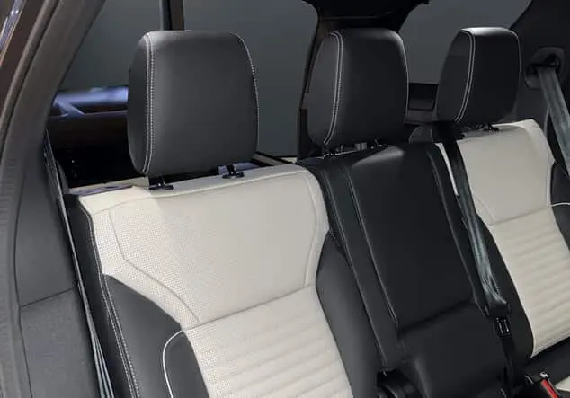 Angebotsdetails Land Rover Discovery Dynamic HSE D300 AWD*PANO*AHK carpathian-grey