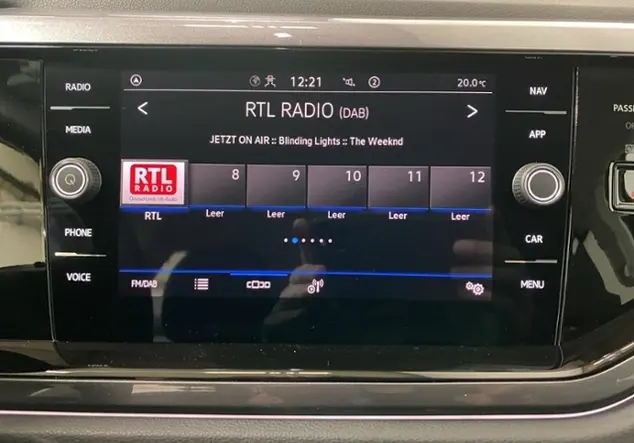 Angebotsdetails Volkswagen Polo 1.0 TSI Style / Einparkhilfe Schwarz (Deep Black Perleffekt)