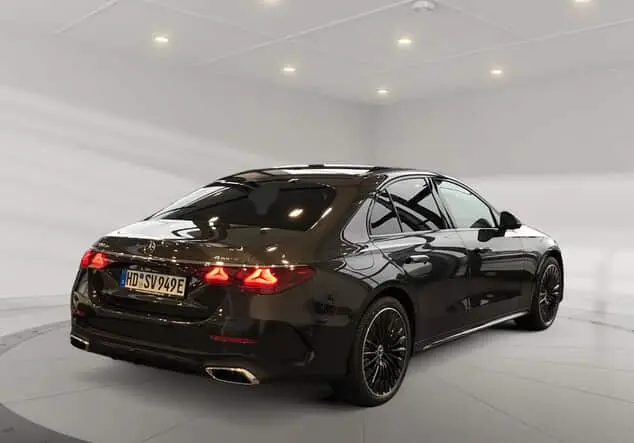 Angebotsdetails Mercedes-Benz E 300 de 4MATIC Limousine mit EQ Hybrid ++sofort verfügbar++ Metalliclack graphitgrau