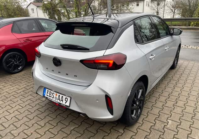 Angebotsdetails Opel Corsa GS silber
