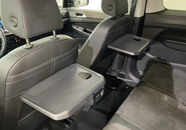 Angebotsdetails Volkswagen Caddy Maxi 2.0 TDI Style / 7- Sitzer Schwarz (Deep Black Perleffekt)
