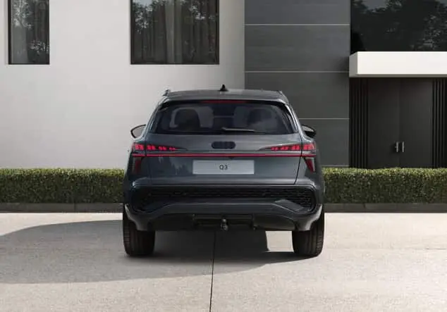 Angebotsdetails Audi Q3 Audi Q3 S line 1.5 TFSI 110 kW (150 PS) 7-Gang tronic Daytonagrau Perleffekt