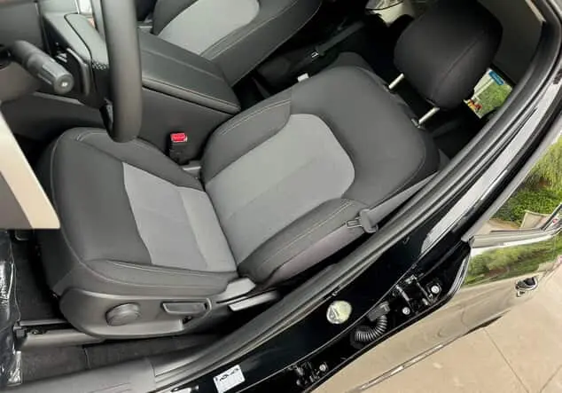 Angebotsdetails Mazda CX60 CX-60 200PS ECXLUSIVE*DRIVER*SOUND* schwarz