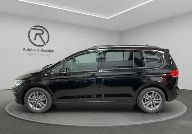 Angebotsdetails Volkswagen Touran Comfortline 1.5 TSI KLIMA NAVI AL Schwarz (Grenadillschwarz Metallic)