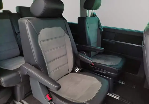 Angebotsdetails Volkswagen T6.1 Multivan Generation SiX 2.0 TDI 4Mot. Grau (Indiumgrau met.)
