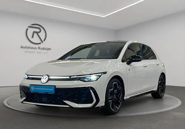 Angebotsdetails Volkswagen Golf VIII 2.0 TDI R-Line 'Black Style' WeiÃ (Pure White/Schwarz)