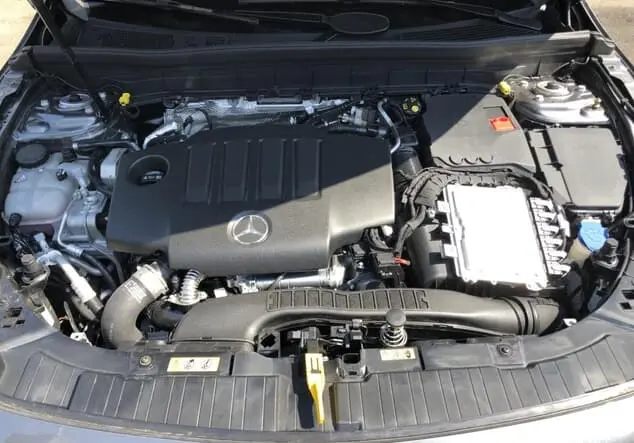 Angebotsdetails Mercedes-Benz GLB 200 d 4MATIC ++sofort verfügbar++ Graulack mountaingrau