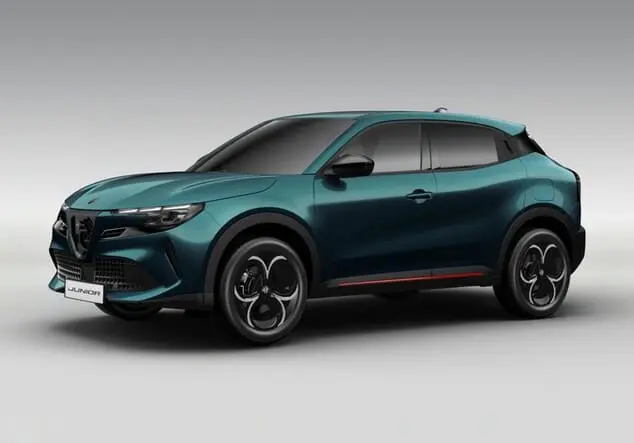 Angebotsdetails Alfa Romeo Junior Alfa Romeo Junior Ibrida Speciale 1.2 MHEV 6-Gang-eDCT Blu Navigli Metallic