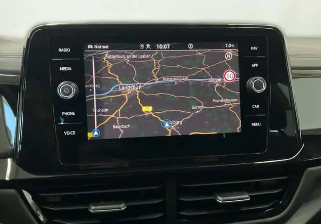 Angebotsdetails Volkswagen T-Roc T-ROC R-LINE 2.0TDI 150PS.DSG.MATRIX.NAVI.AHK.KAMERA.VIRTUAL.PDC Lapiz Blue Metallic Schwarz