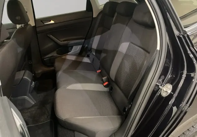 Angebotsdetails Volkswagen Polo 1.0 TSI Life / Schwarz (Deep Black Perleffekt)