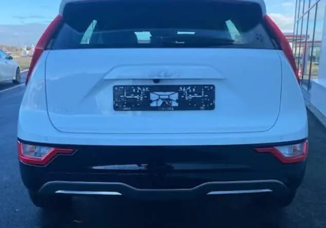 Angebotsdetails Kia Niro EV 64,8-kWh-Batterie Vision weiß