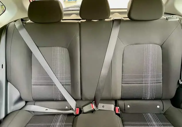 Angebotsdetails Hyundai i20 i20 *PDC*KLIMA*SITZ+LENKRADHEIZ*AUTOMATIK* ROT