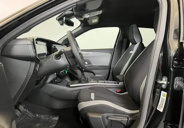 Angebotsdetails Opel Mokka Opel Mokka Edition 1.2 Direct Injection Turbo 100 kW (136 PS) 6-Gang Karbon Schwarz Metallic