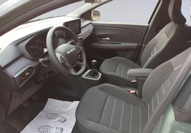 Angebotsdetails Dacia Sandero Stepway Expression+ TCE 90 Safari Grün