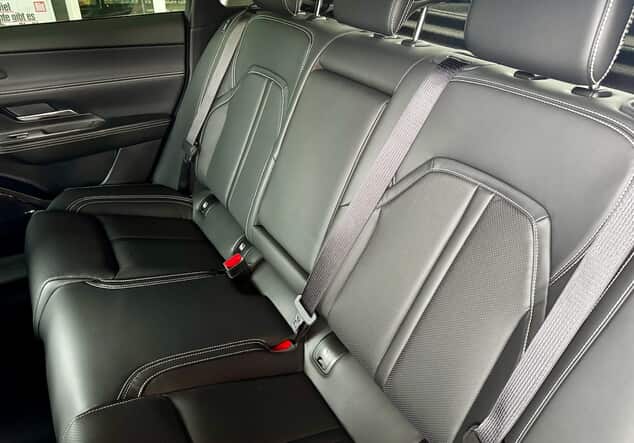 Angebotsdetails Mazda 6E 6e 258PS TAKUMI*LEDER-S*PANO Jet Black